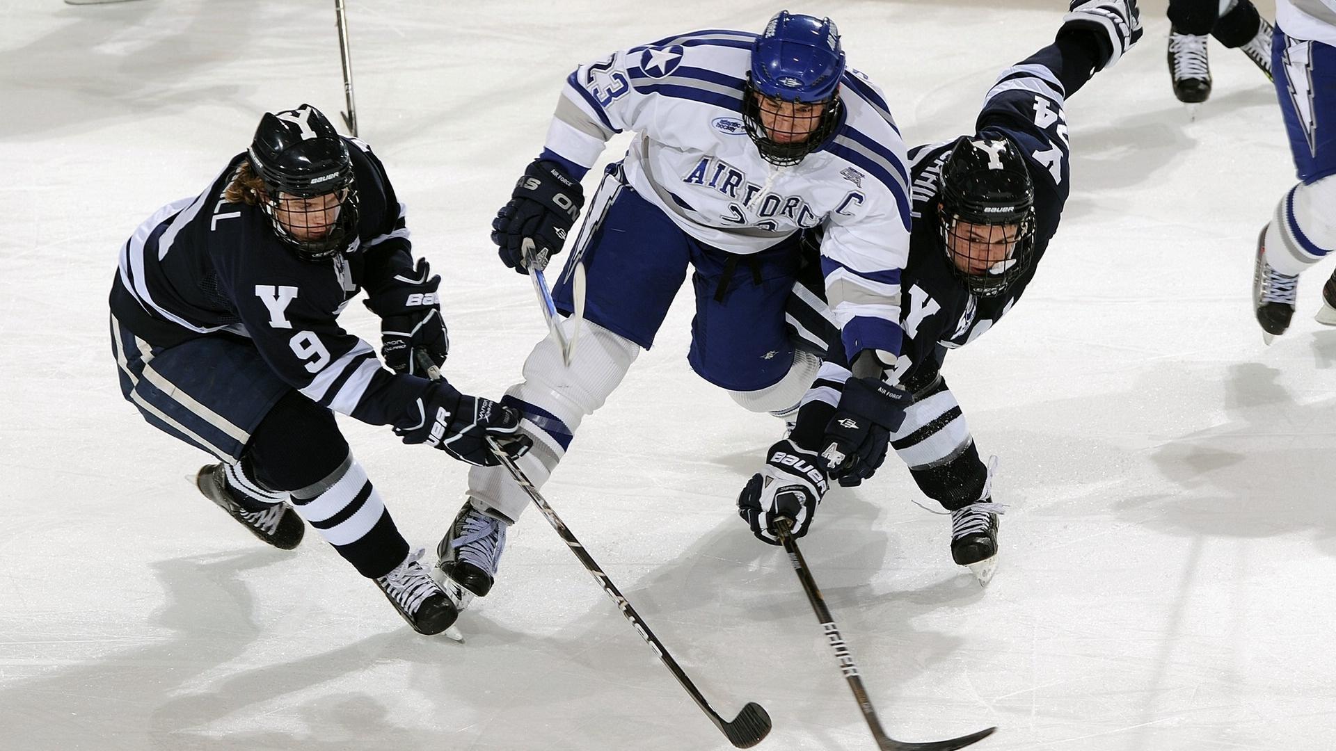 赫内斯亲述拜仁往事，曾力邀施魏因施泰格回归执掌，穆勒婉拒转型